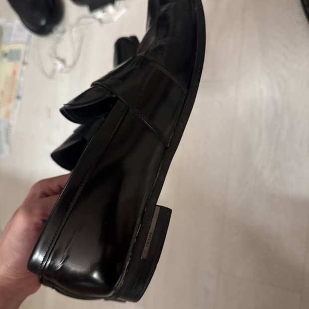 프라다 로퍼 270