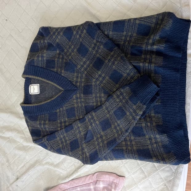 우영미 v넥 브이넥 니트 46