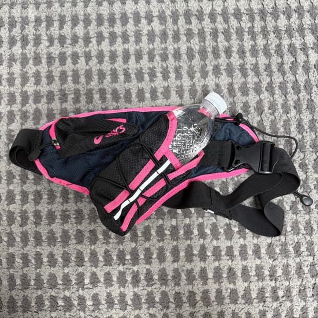 아식스 핑크  러닝 웨이스트백