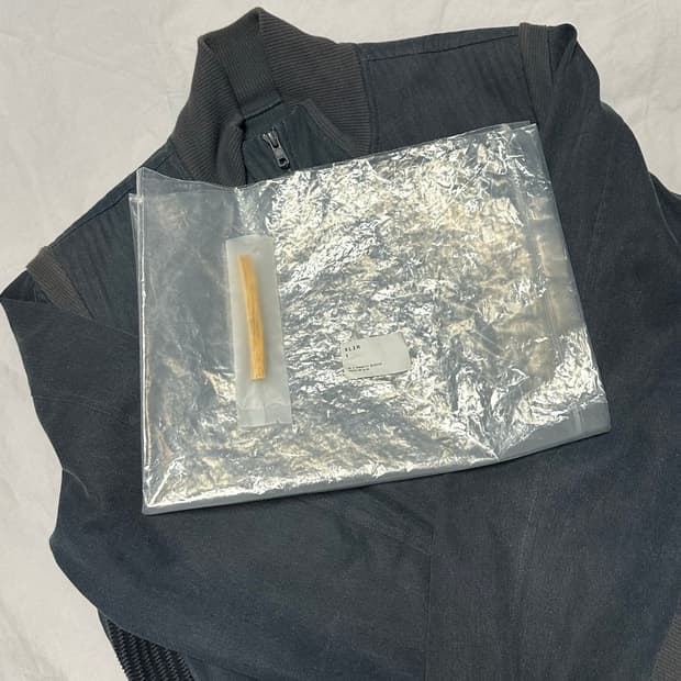 Xlim EP.2 SYNOPSIS 01 BLOUSON