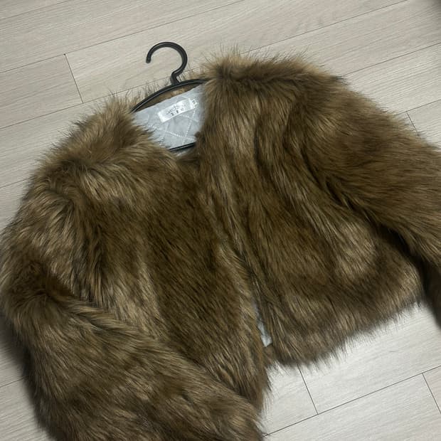 오도어 퍼 자켓