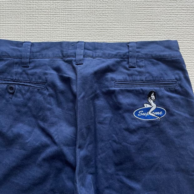슈프림 핀업걸 치노 팬츠 네이비