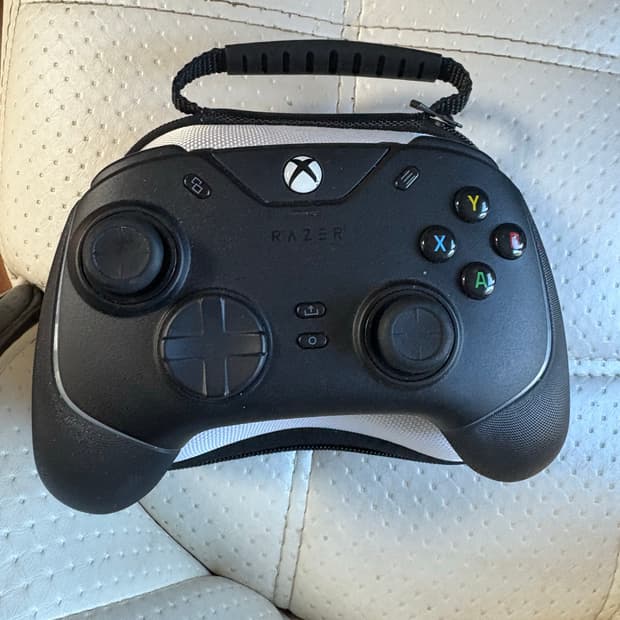 울버린 V2 크로마 패드