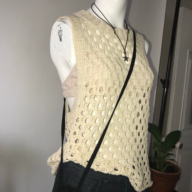 AMOMENTO Ecru Sleeveless Knit Top