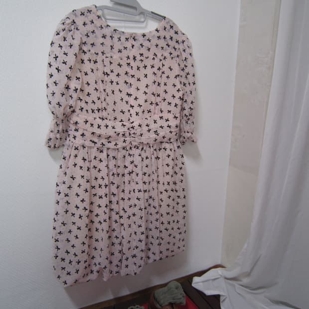 vintage ribbon balloon pink dress