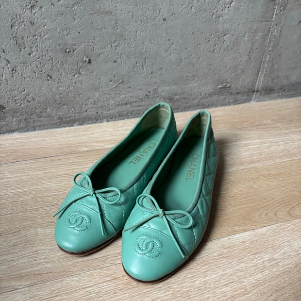 Chanel ballet flat