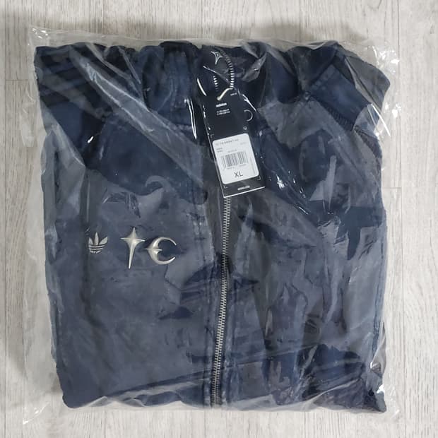 (미개봉) 아디다스 × 떠그 클럽 후드 집업