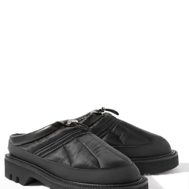 사카이 Sacai 퀄팅패디드 슬립온 뮬 블랙43