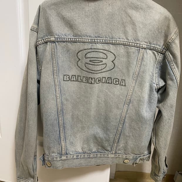 발렌시아가 유니티스포츠 자켓