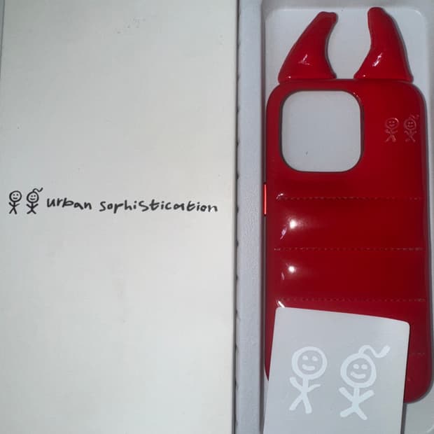 아이폰 15PRO - 어반 소피스티케이션 - DEVIL