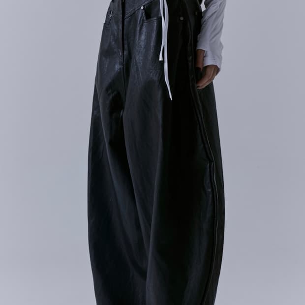 트리밍버드 -Front Yoke Leather Pants [ Black