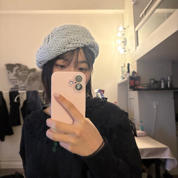 소라색 그물 베레모