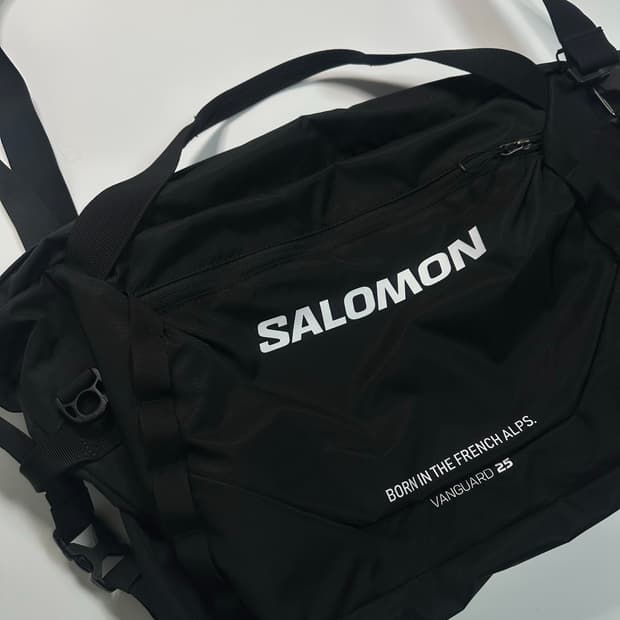 살로몬 뱅가드 25L 보스턴 백