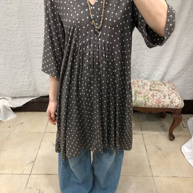 dot deep neck blouse