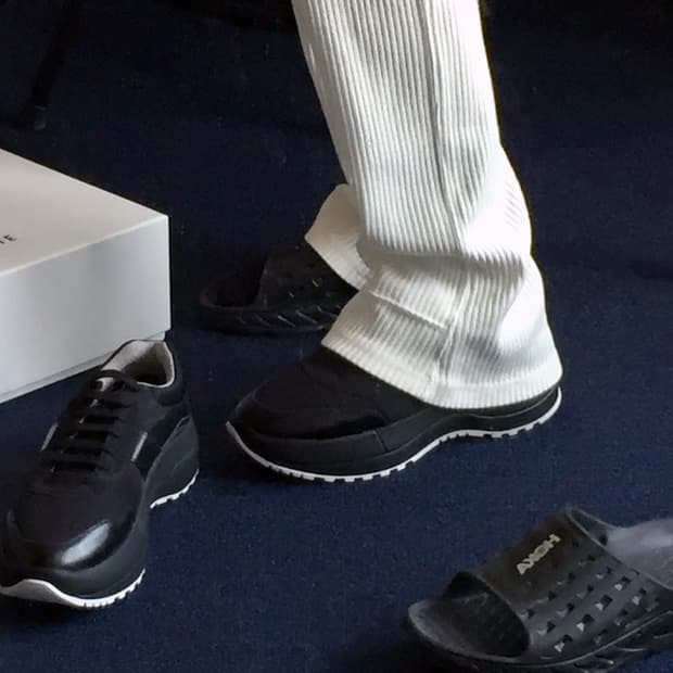 셀린느 by 피비 파일로 PF18 딜리버리 스니커즈