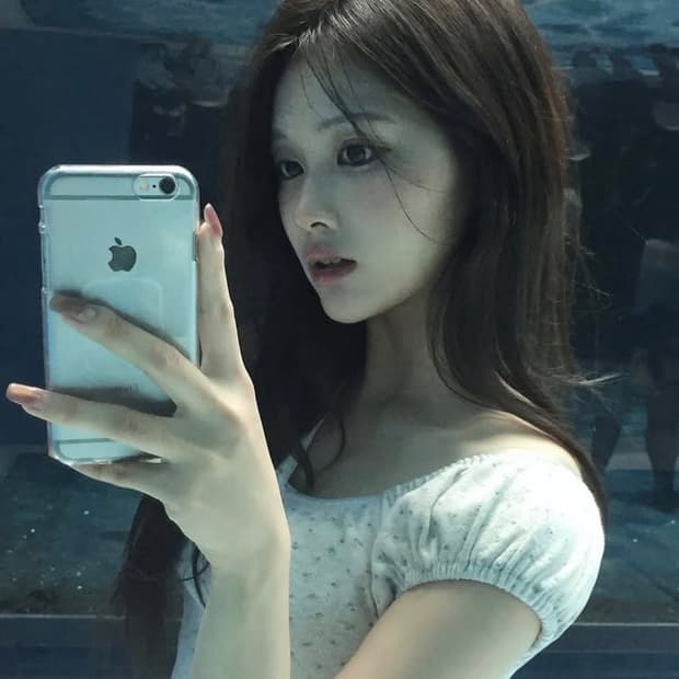 뚜오미오 플라워 셔링 티셔츠 탑 오트밀 s
