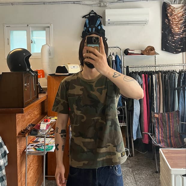 더블탭스 카모 반팔티셔츠