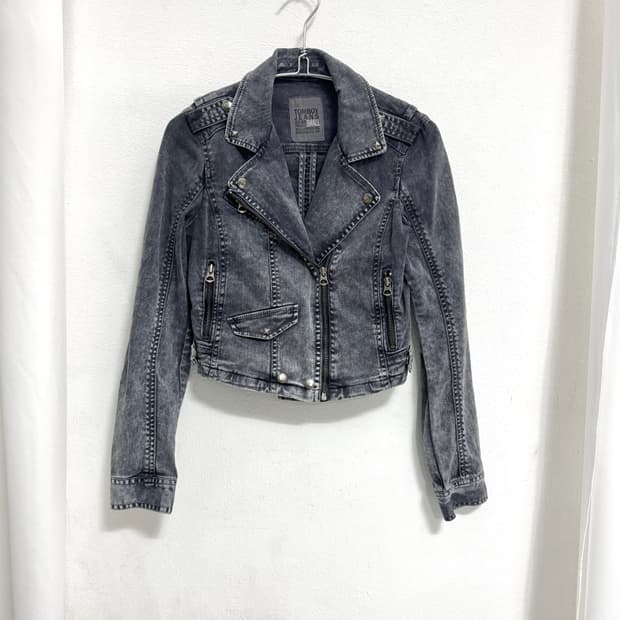 Studded Collar Denim Jacket