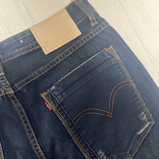 리바이스 다크워싱 레귤러 일자 데님 (32-33 / 총장 109)