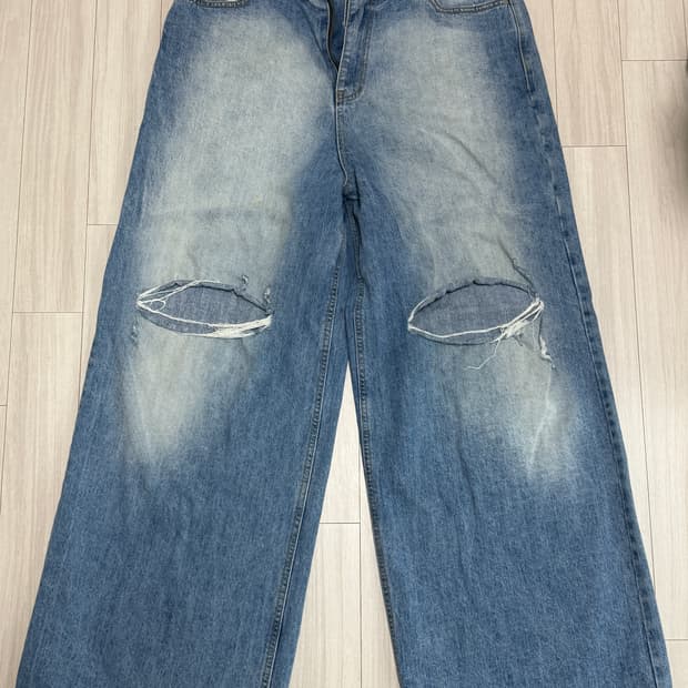 더블 웨이스트 디스트레이드 데님팬츠