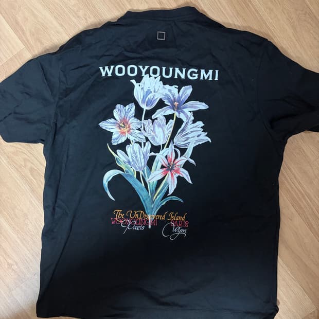 (50,105)우영미 플라워 백로고 반팔티