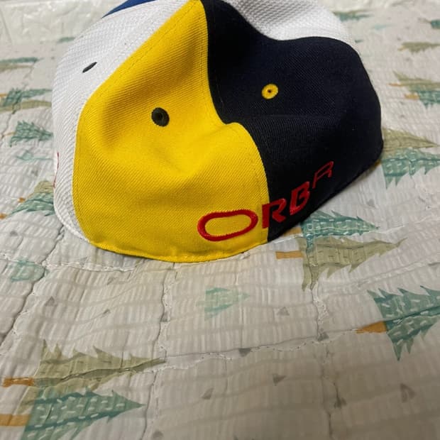 뉴에라 레드불 레이싱 볼캡