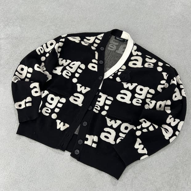 와이드앵글 로고 패턴 가디건 블랙 s
