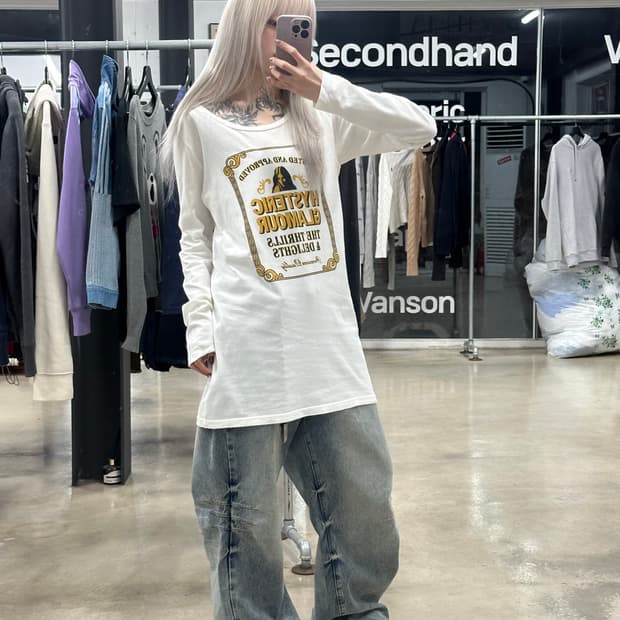 히스테릭 글래머 화이트 롱슬리브