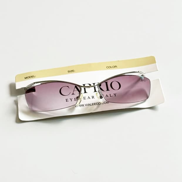 CAPRIO 반무테 스퀘어 메탈 프레임 빈티지 틴트 선글라스