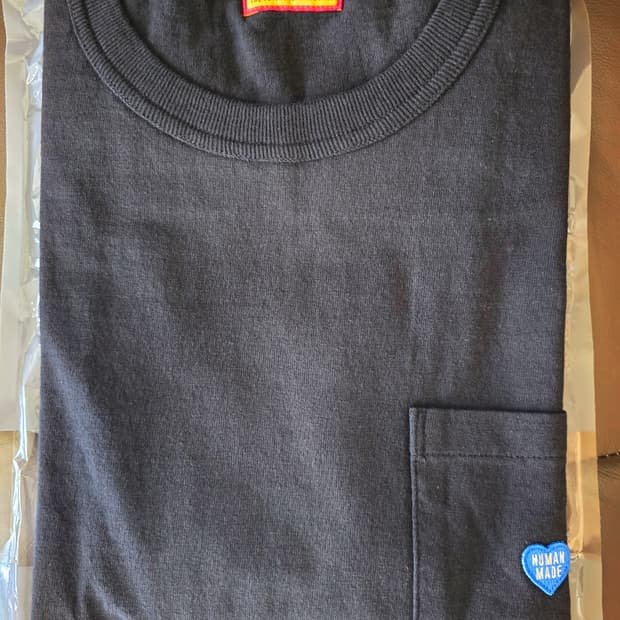 휴먼메이드 한정판 포켓티 판매합니다