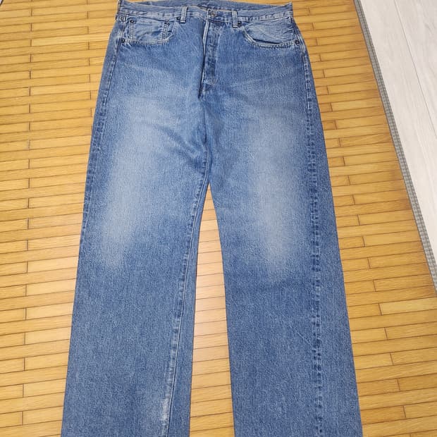 LVC 55501 0099 도르닉 36 x 32