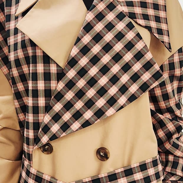 럽유어 트렌치코트 