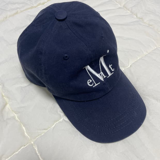 무센트 네이비 모자