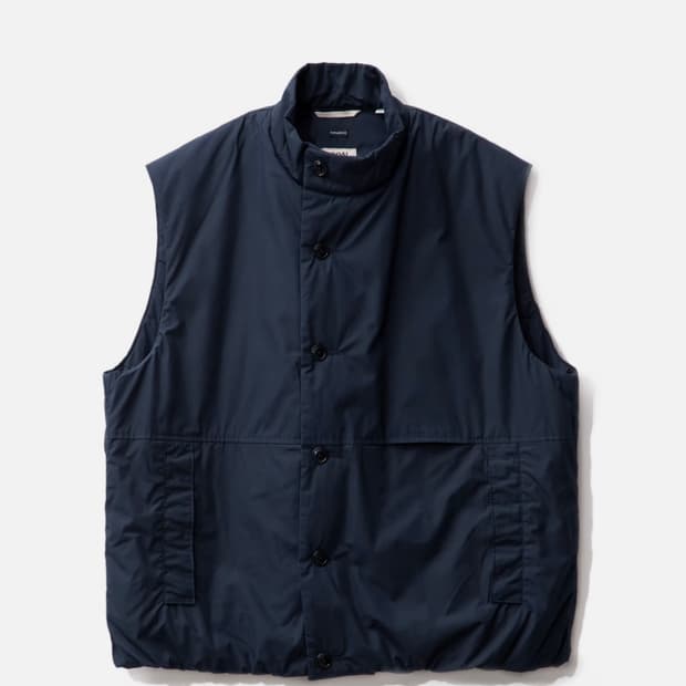 나나미카 인슐레이션 베스트(패딩조끼) 네이비M 팝니다