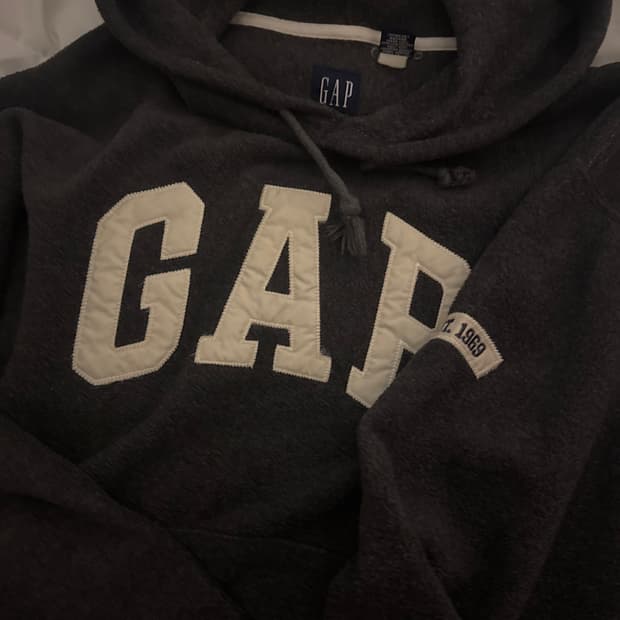 갭 후드티