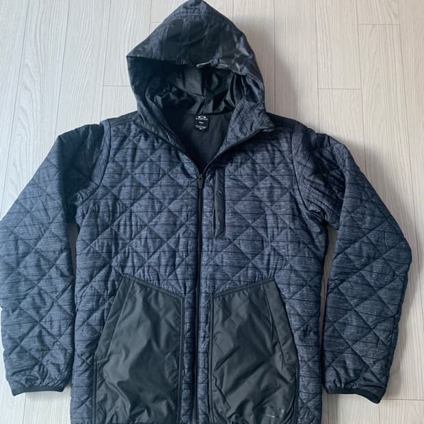 오클리 퀼팅 후드 패딩 자켓