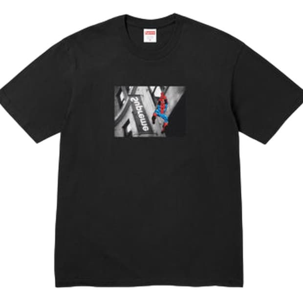 슈프림 x 스파이더맨 티셔츠 블랙 - 26SS