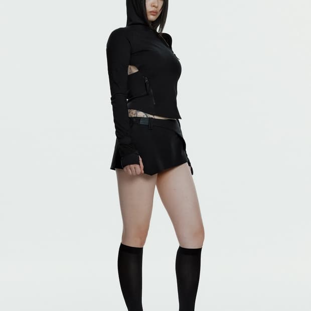 혜인서 Hooded Asymmetric Zip Top