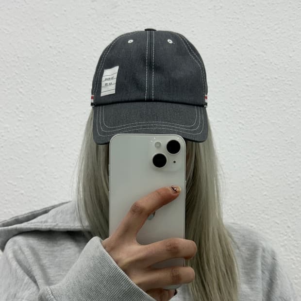 톰브라운 그레이 볼캡