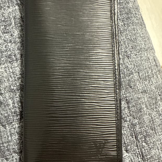 루이비통 장지갑