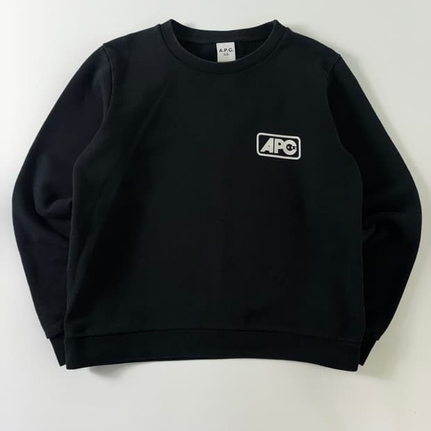 A.PC 아페쎄 박스로고 맨투맨