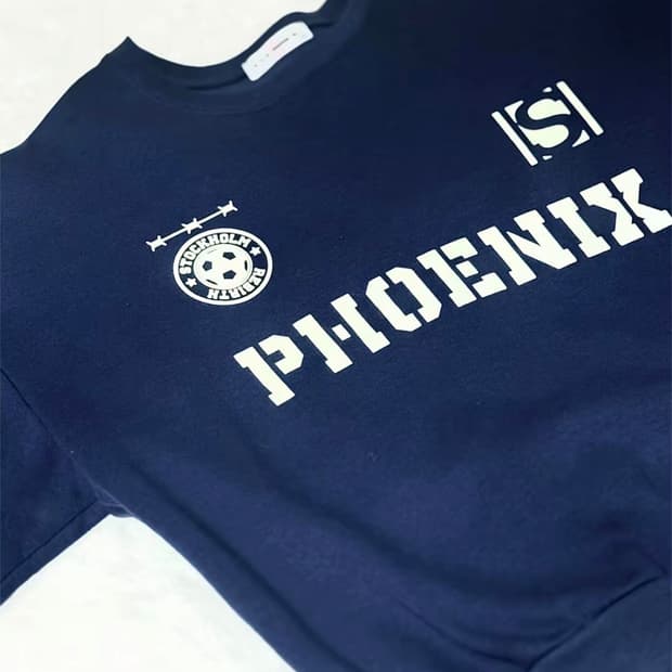 두줄 트랙 프린팅 포인트 네이비 맨투맨