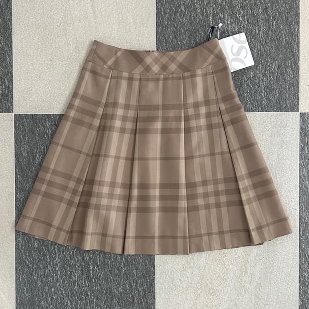 버버리 체크 브라운 베이지 미디 스커트 