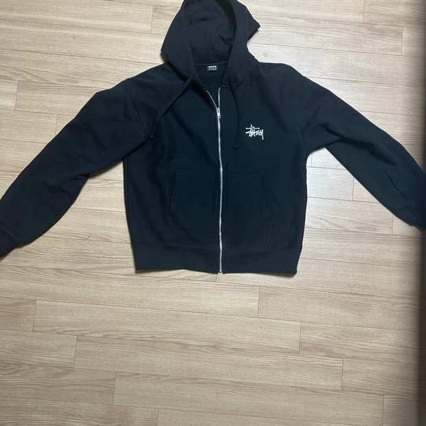 스투시 베이직 후드 집업 블랙 l 팝니다