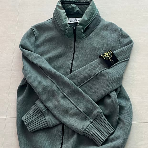 (정품) (급처) (개이쁨) 스톤아일랜드 니트 자켓 