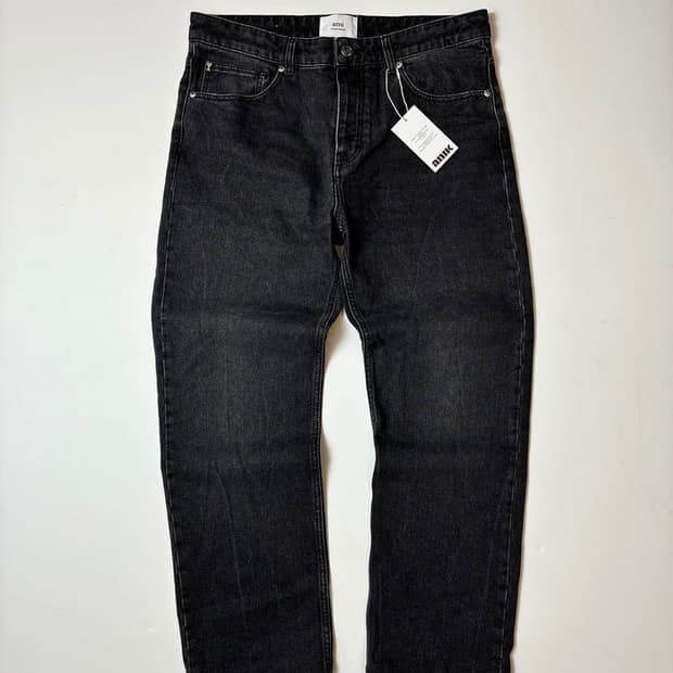 아미 AMI 스트레이트 가죽 탭 데님 팬츠 PN8349