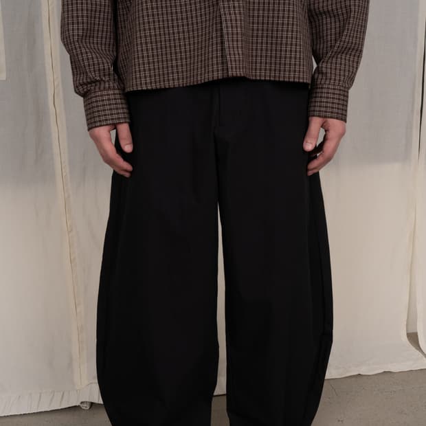 Suah Curved Pant / Black