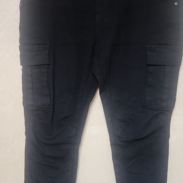 남성 슬림핏 건빵포켓 스판 청바지블랙36상태최상