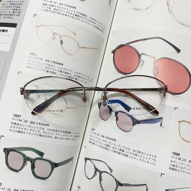 GIVENCHY 지방시 반무테 티타늄 안경