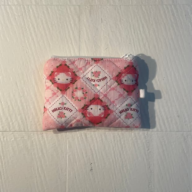 [ 핸드메이드 ] 헬로키티 장미 원단 미니 지퍼 카드지갑